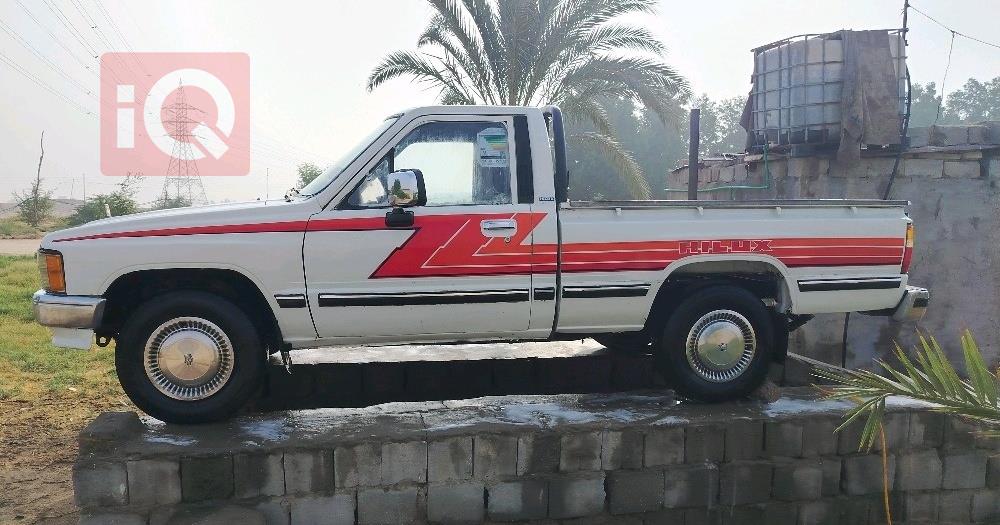 تۆیۆتا هایلۆکس